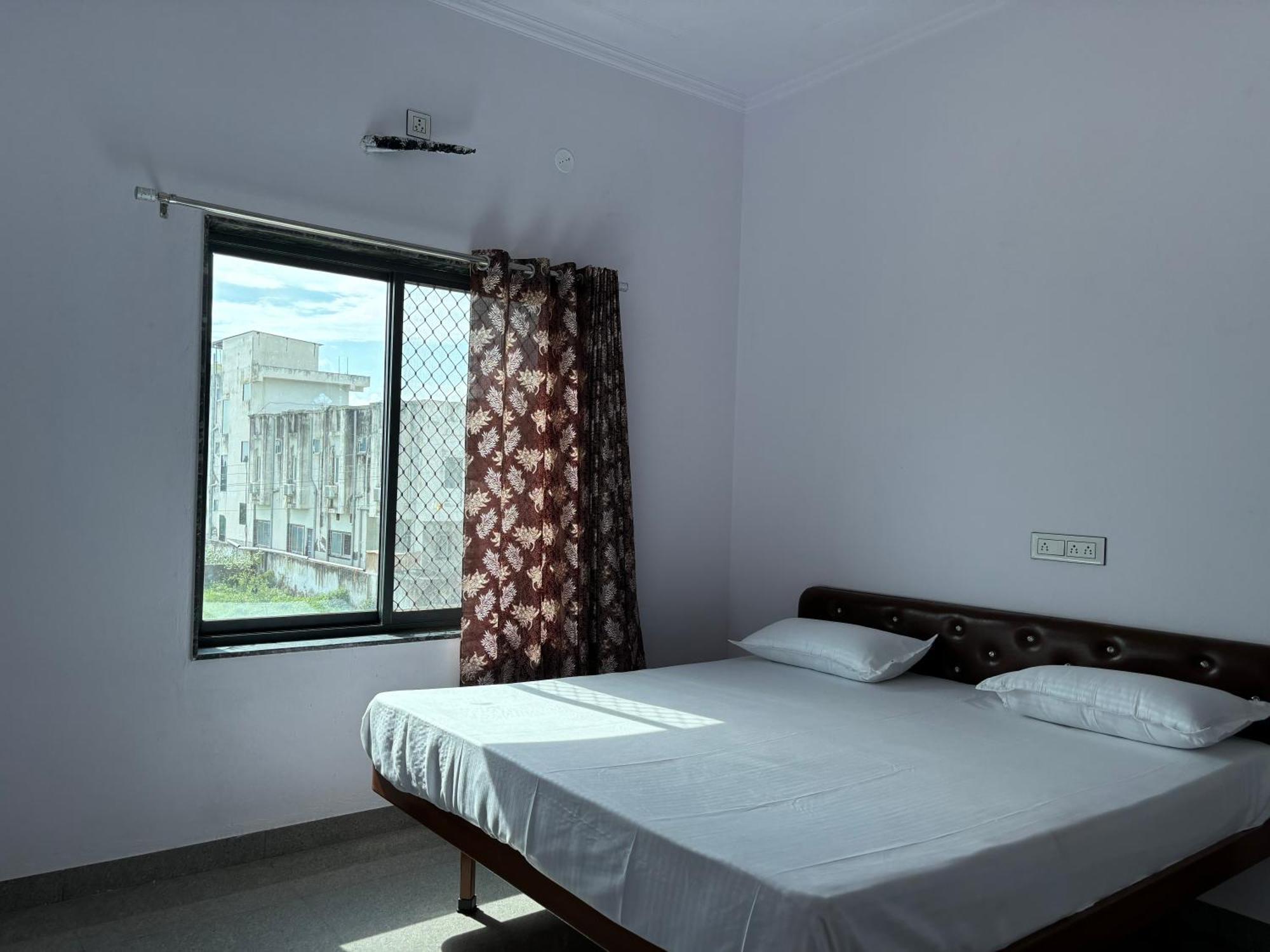Hotel Raghunath Palace Khātu Esterno foto